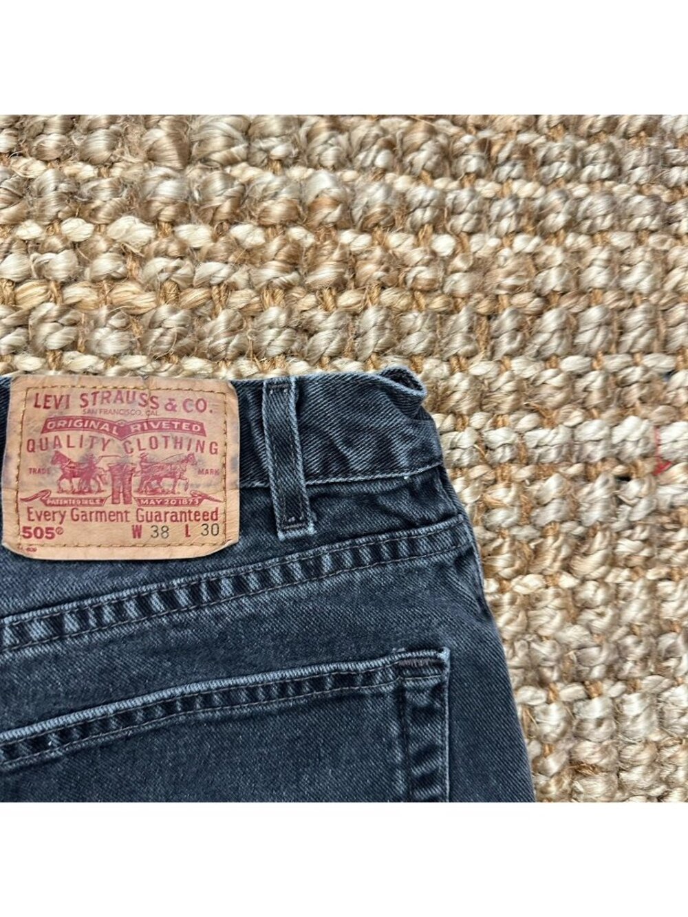 Vintage 90s 505 Levi’s Men’s Jeans (38x30) Relaxed Black Denim 100% Cotton